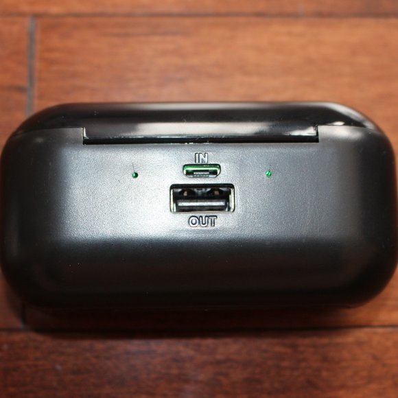 F9 BLUETOOTH EARPHONE V5.1 - Picture 3 of 8